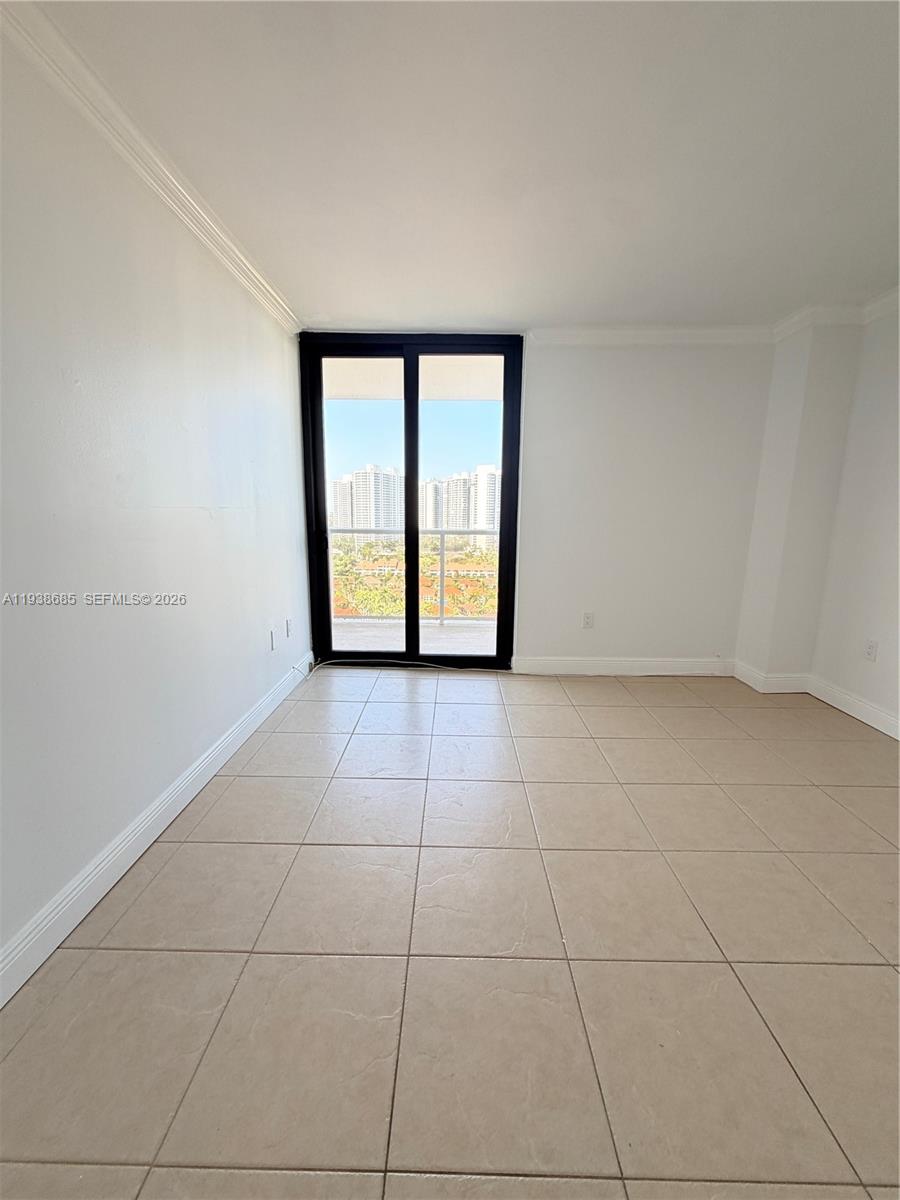 3701 N Country Club Dr #1901, Aventura FL 33180