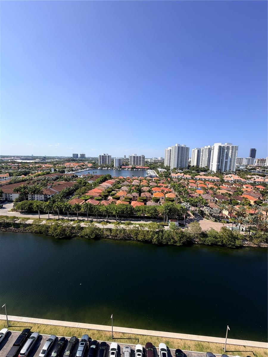 3701 N Country Club Dr #1901, Aventura FL 33180