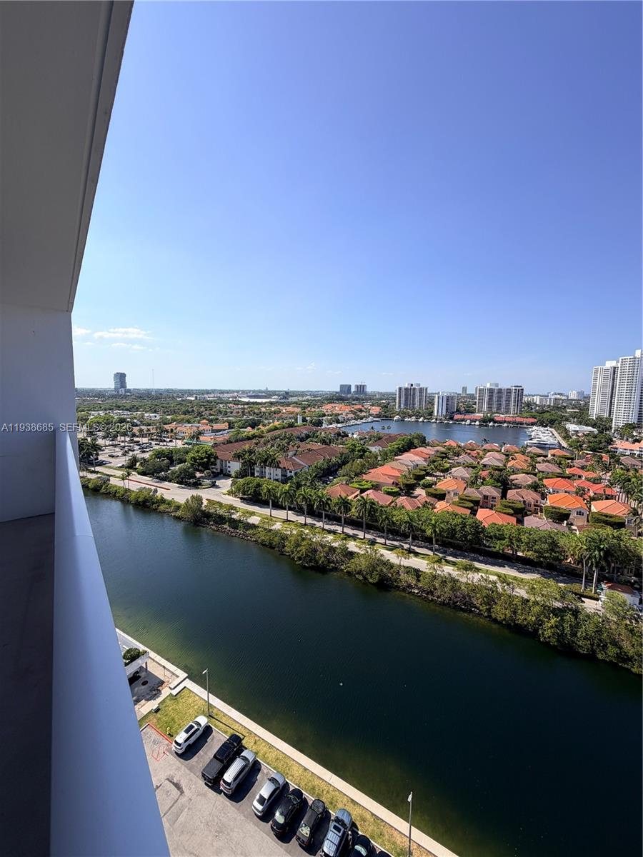 3701 N Country Club Dr #1901, Aventura FL 33180