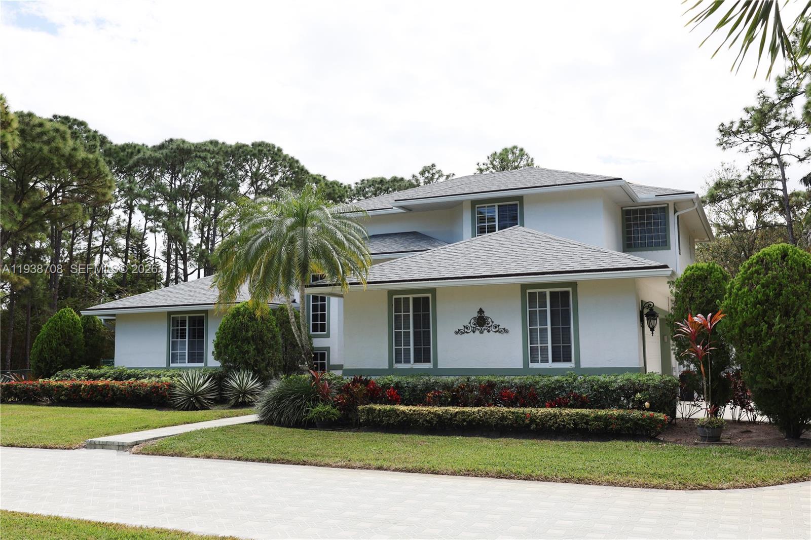 7802 N 155th Pl N, Palm Beach Gardens FL 33418