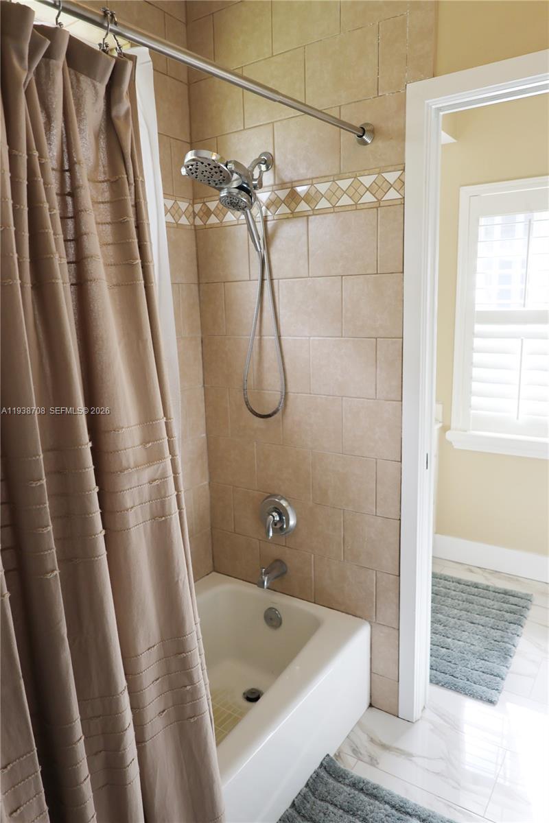 7802 N 155th Pl N, Palm Beach Gardens FL 33418