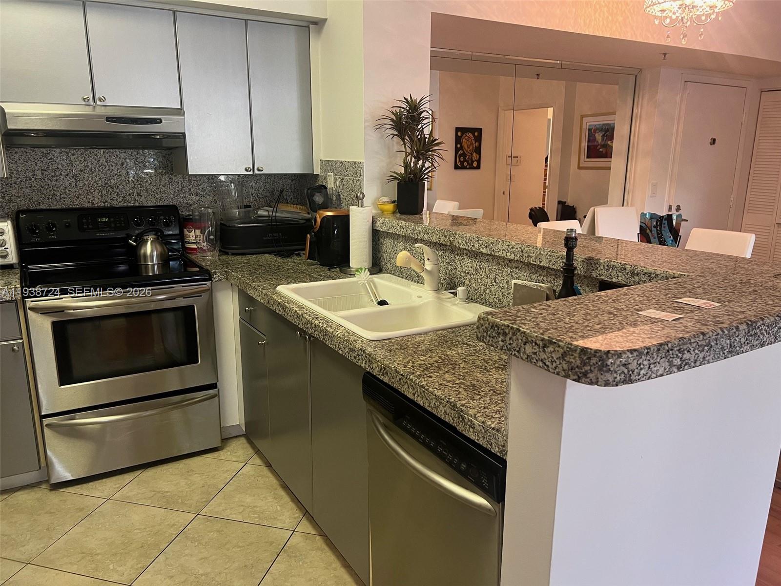 19877 E Country Club Dr #3101, Aventura FL 33180
