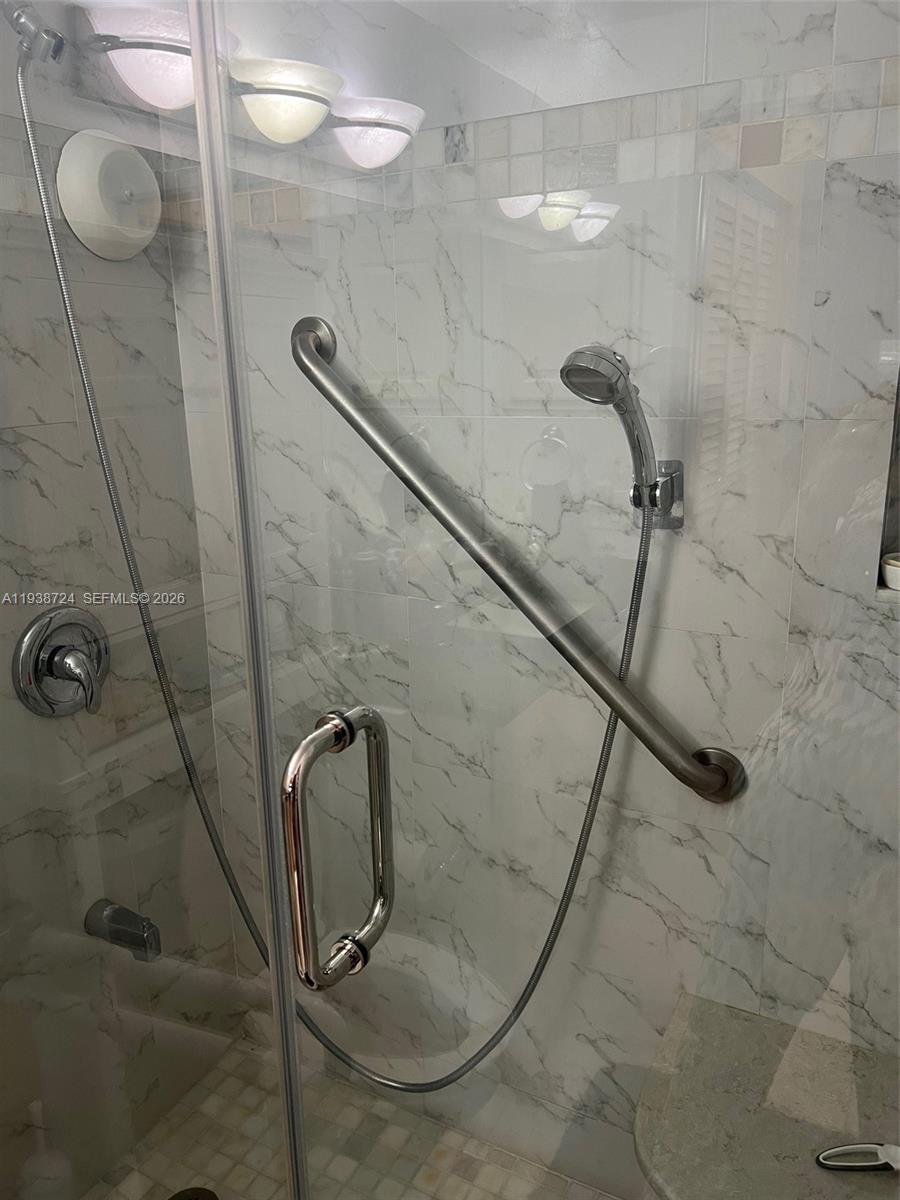 19877 E Country Club Dr #3101, Aventura FL 33180