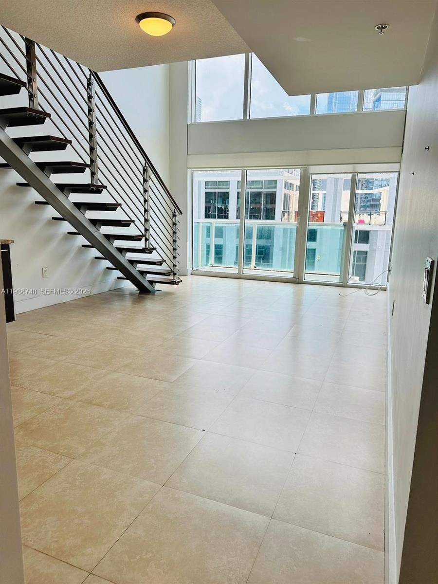 41 SE 5th St #1512, Miami FL 33131