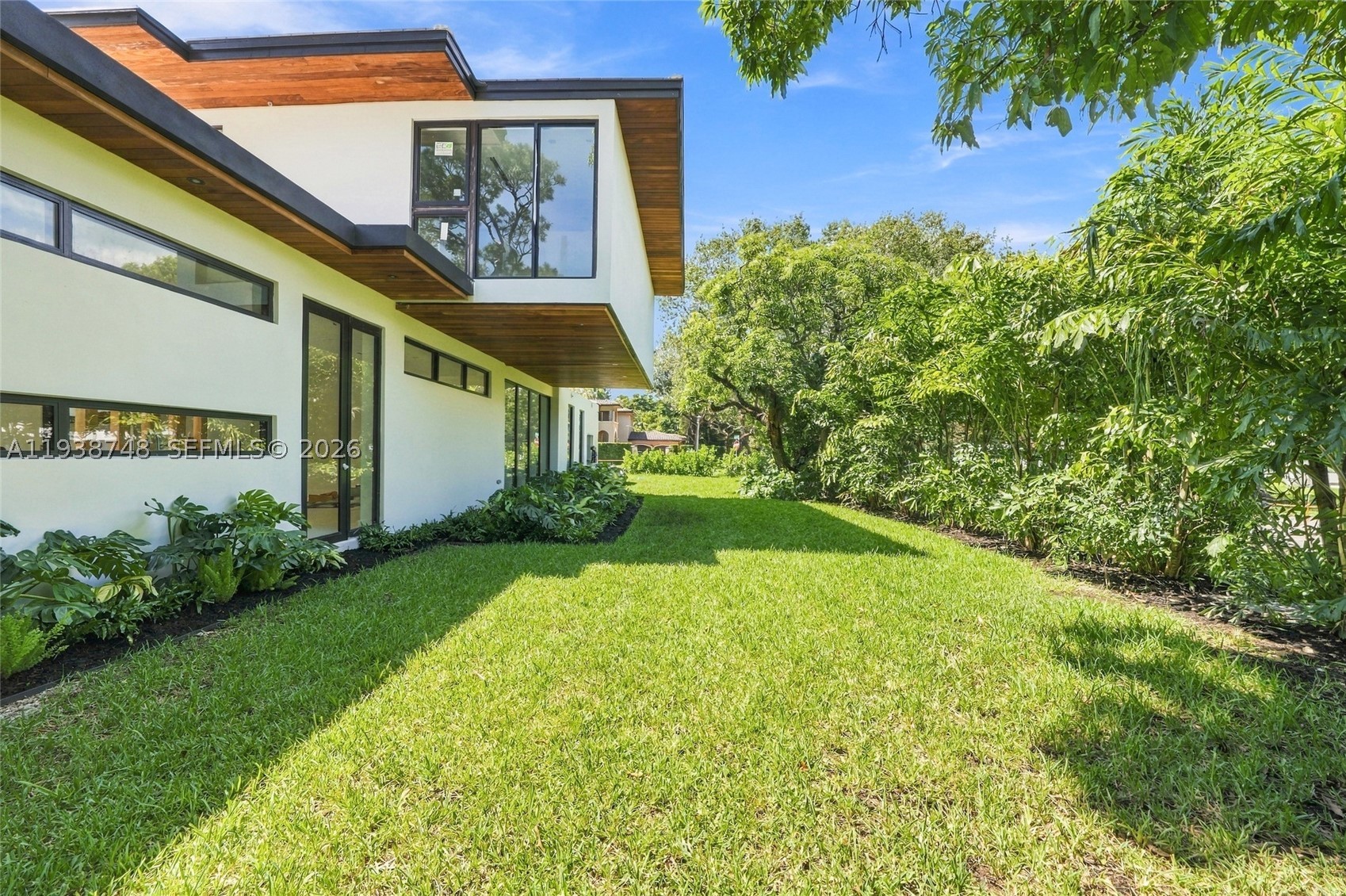 4150 Loquat Ave, Miami FL 33133