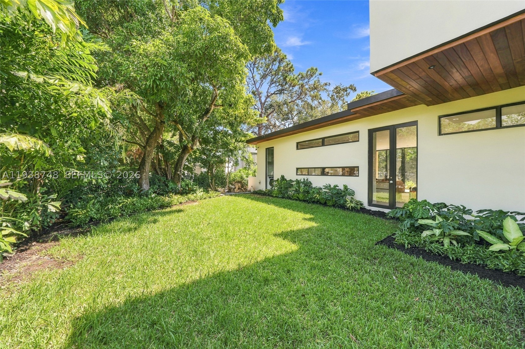 4150 Loquat Ave, Miami FL 33133
