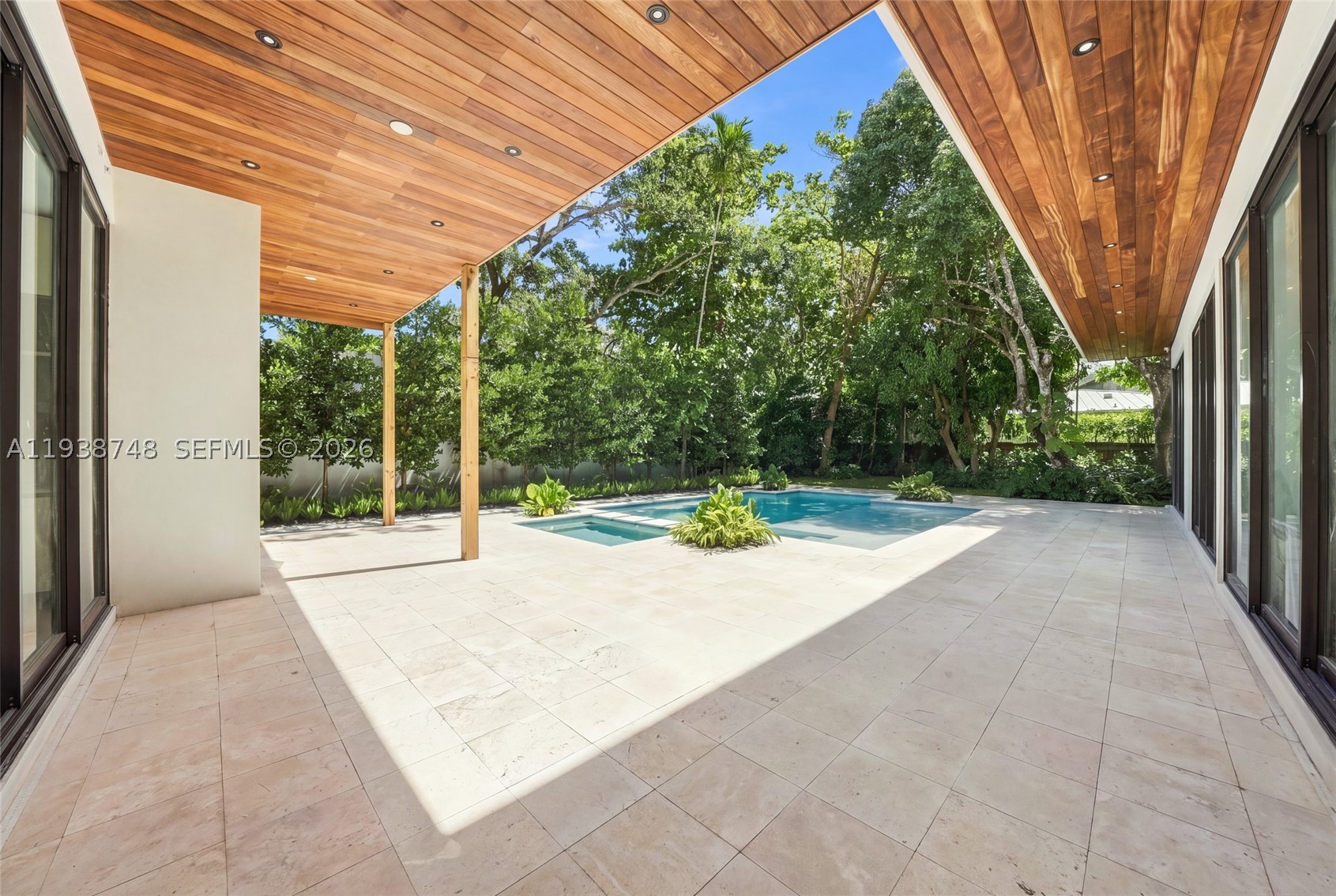4150 Loquat Ave, Miami FL 33133