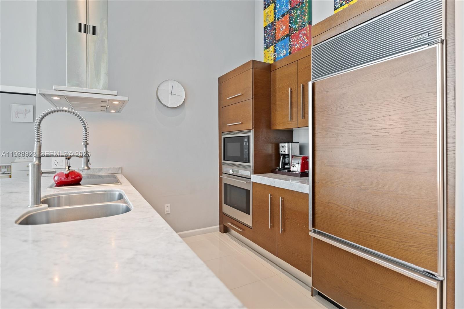 495 Brickell Ave #2204, Miami FL 33131