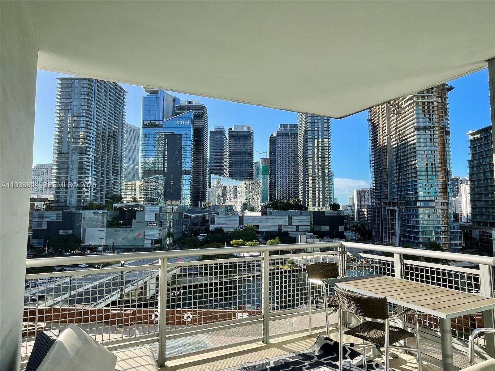 350 S Miami Ave #1208, Miami FL 33130