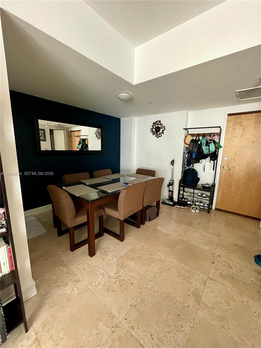 350 S Miami Ave #1208, Miami FL 33130