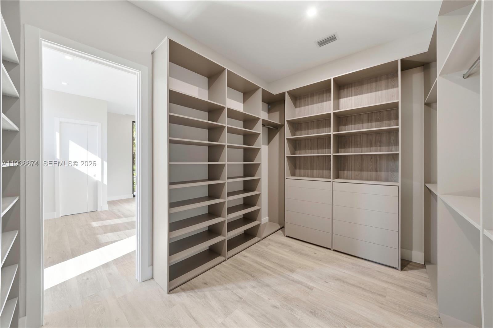 1117 SE 9th St, Fort Lauderdale FL 33316