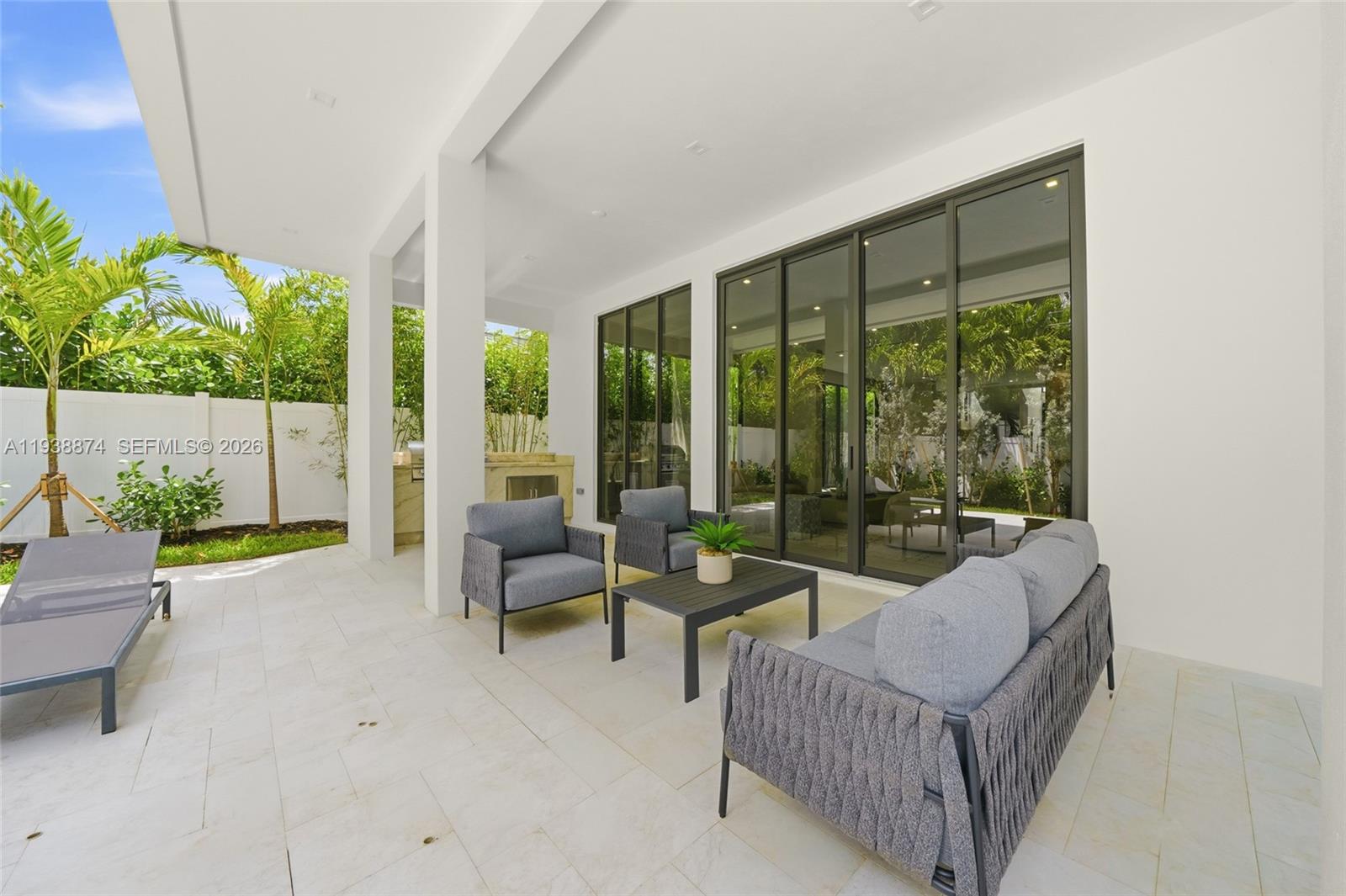 1117 SE 9th St, Fort Lauderdale FL 33316