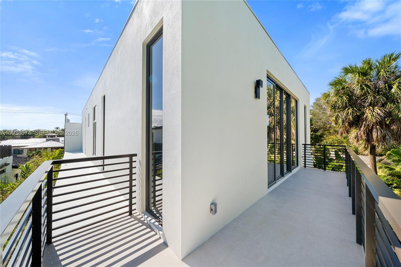 1117 SE 9th St, Fort Lauderdale FL 33316