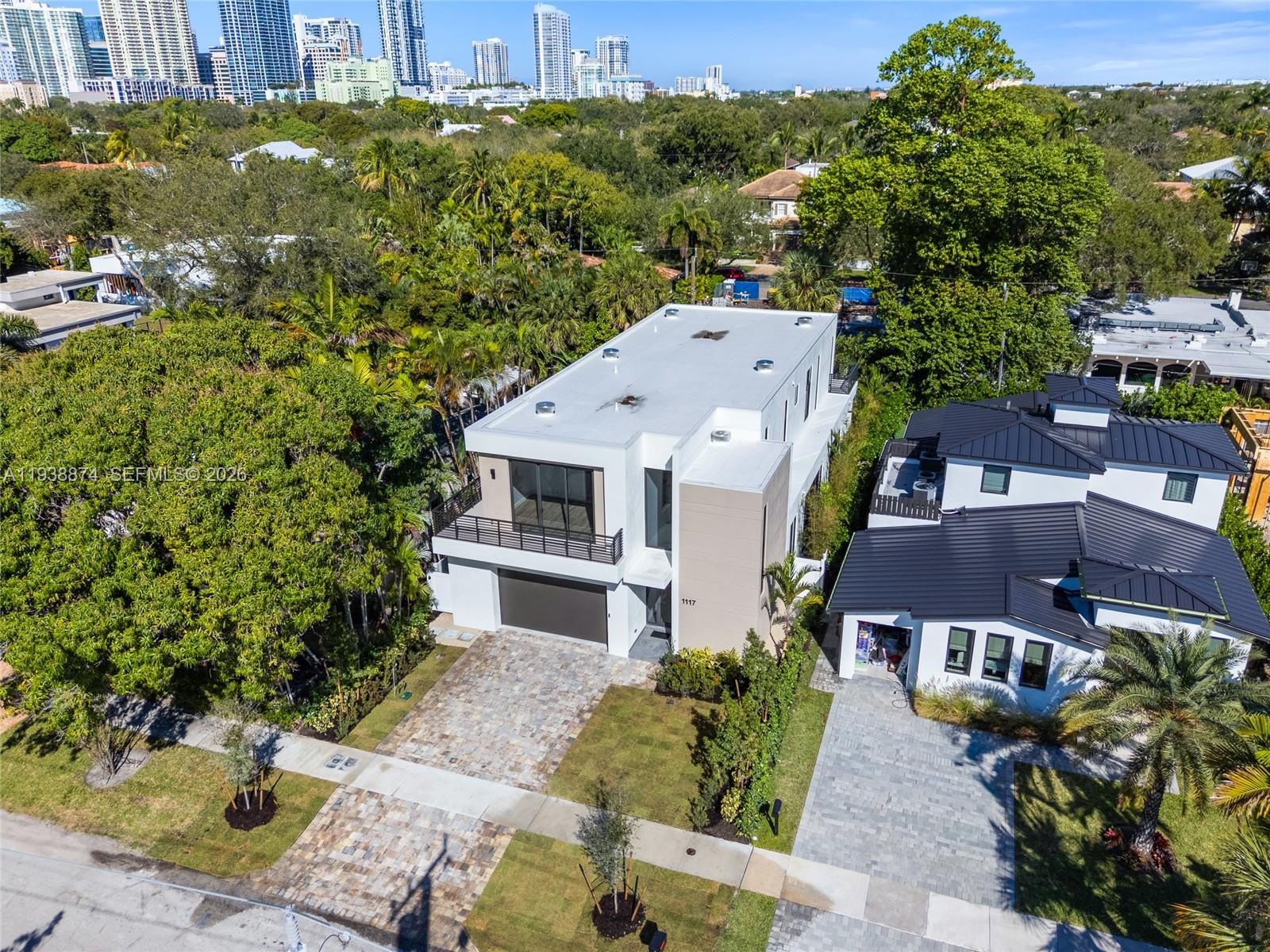 1117 SE 9th St, Fort Lauderdale FL 33316