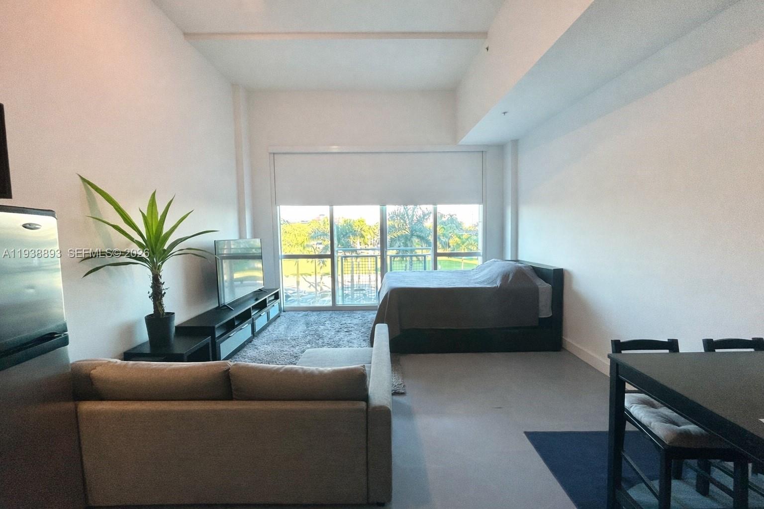 253 NE 2nd St #333, Miami FL 33132