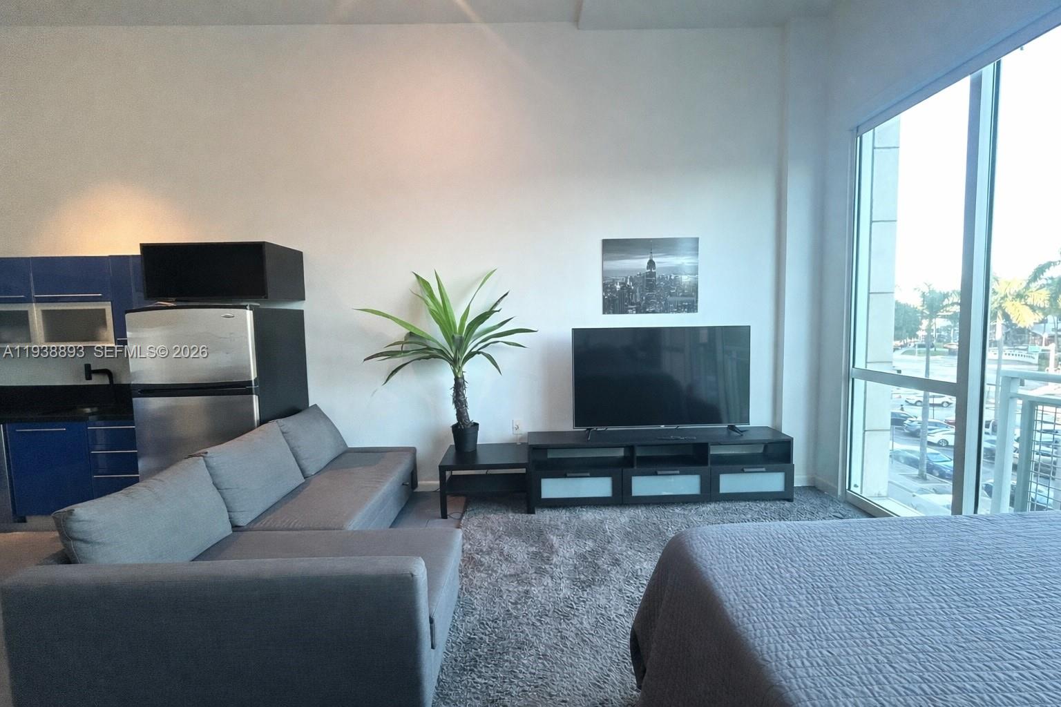 253 NE 2nd St #333, Miami FL 33132