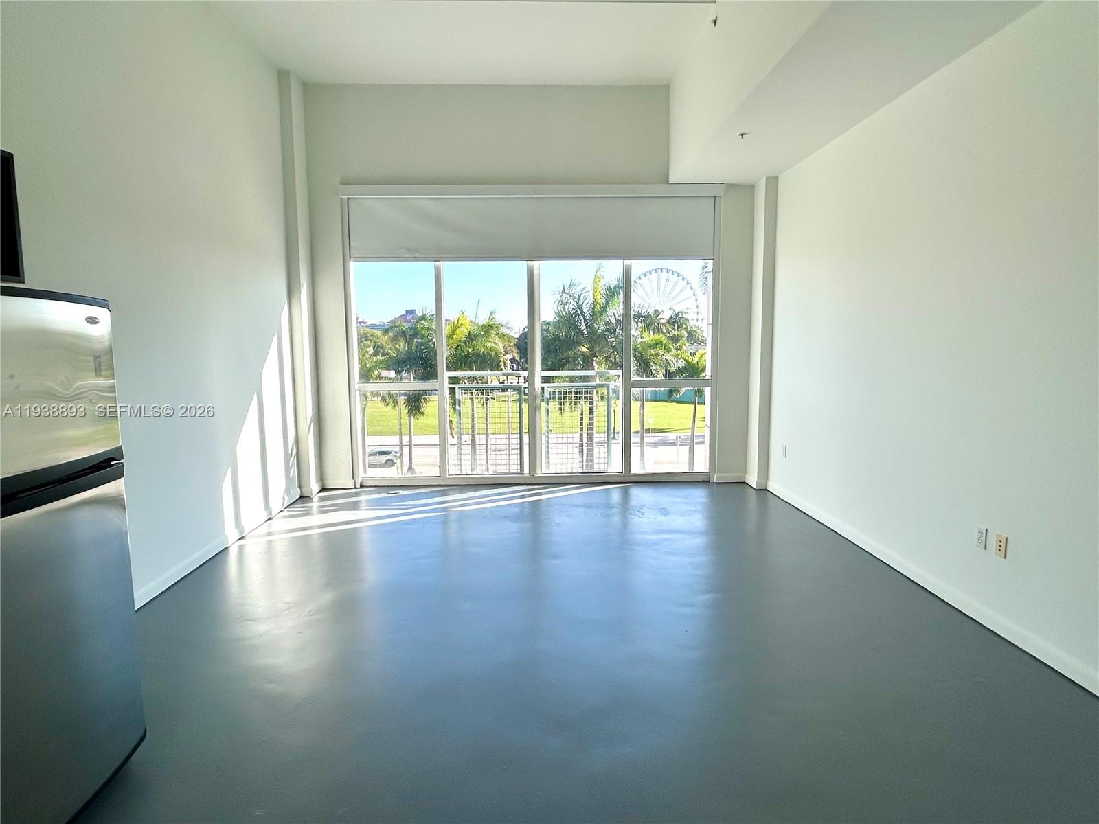 253 NE 2nd St #333, Miami FL 33132