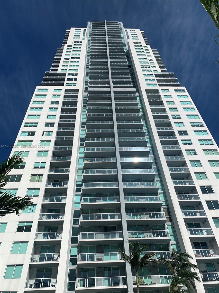 253 NE 2nd St #333, Miami FL 33132