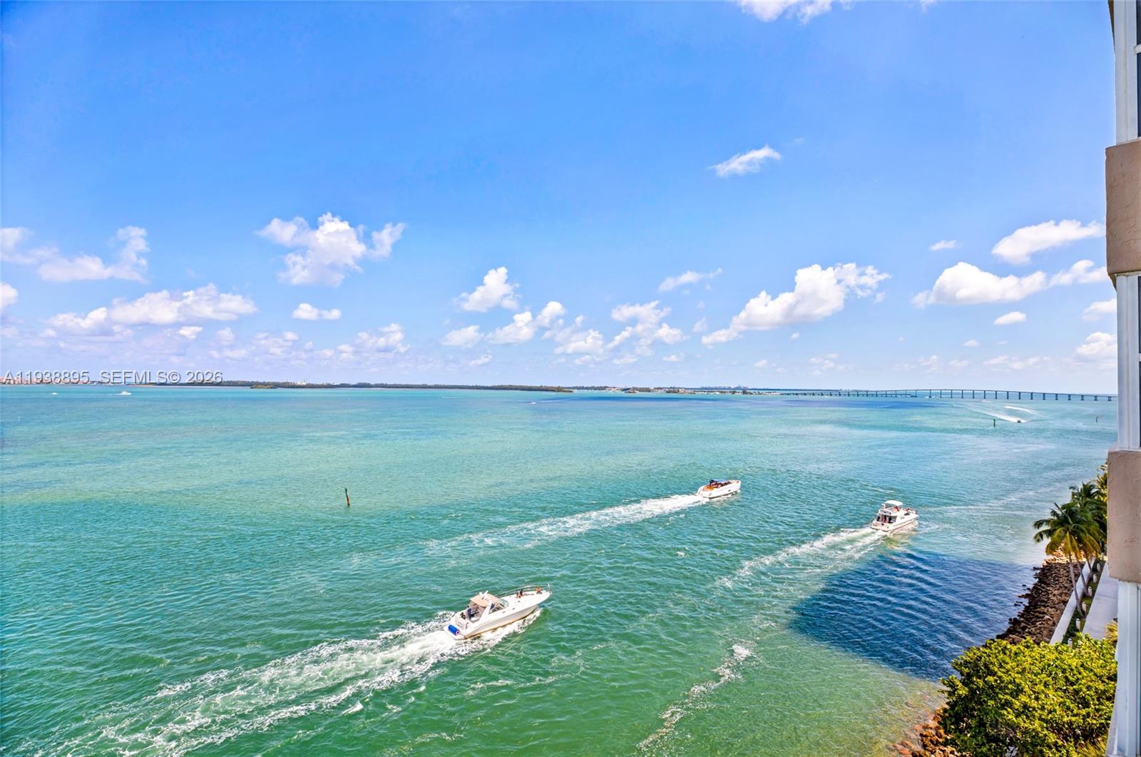 770 Claughton Island Dr #915, Miami FL 33131