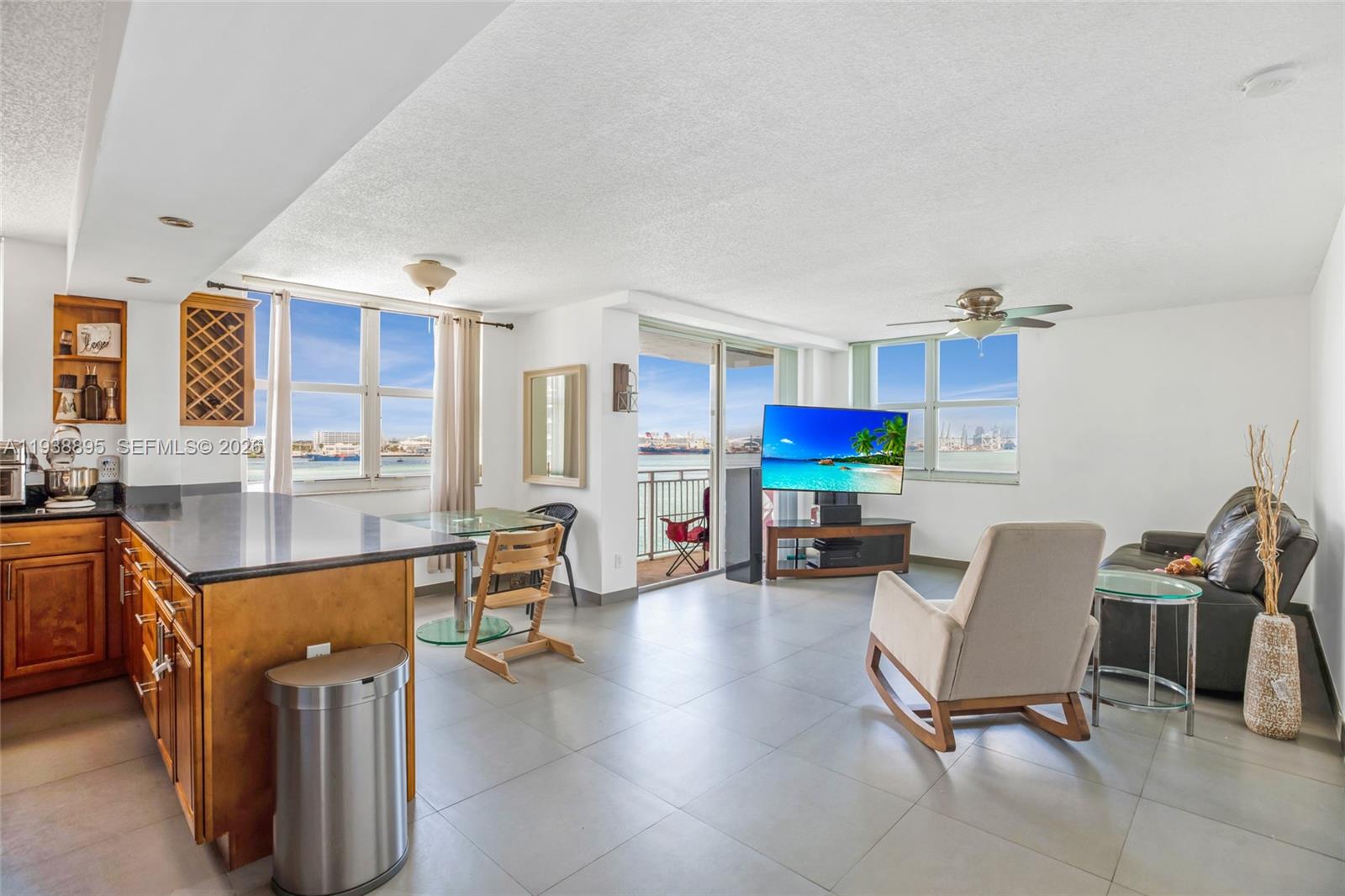 770 Claughton Island Dr #915, Miami FL 33131