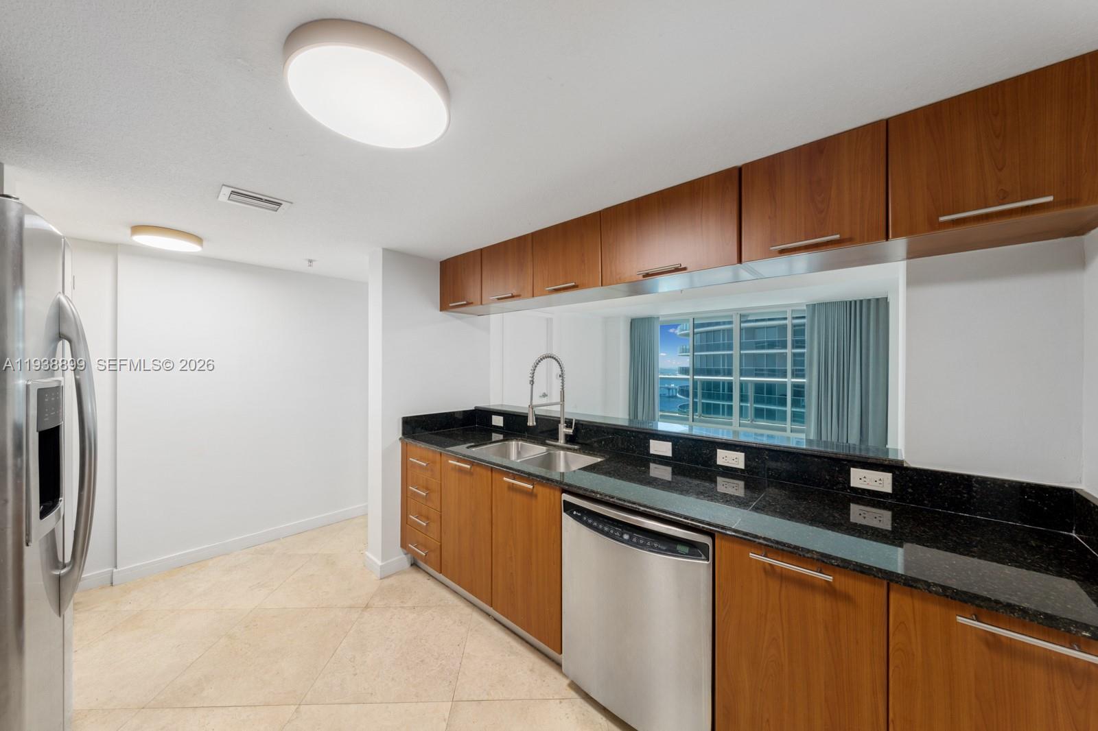 1800 N Bayshore Dr #2511, Miami FL 33132