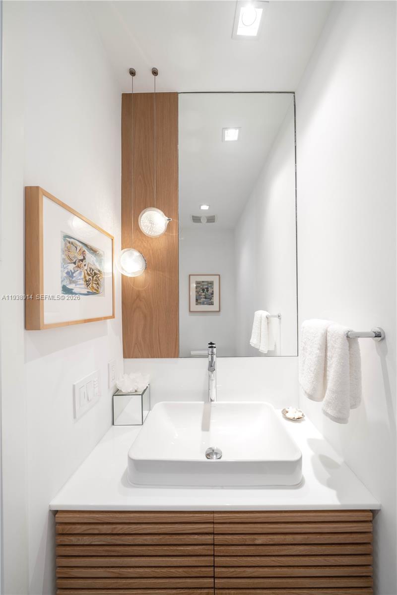 6103 Aqua Ave #701, Miami Beach FL 33141
