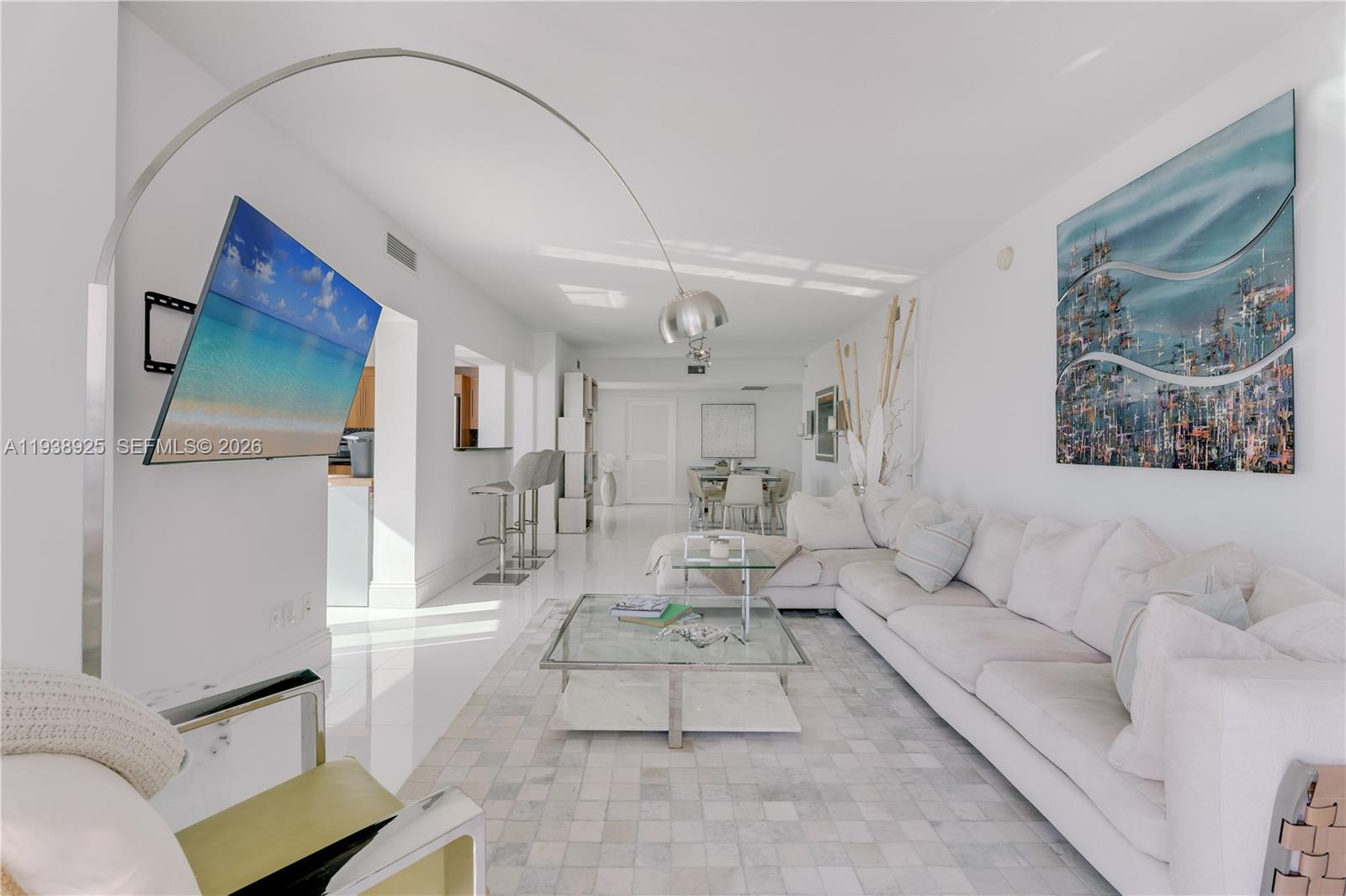 325 S Biscayne Blvd #3723, Miami FL 33131
