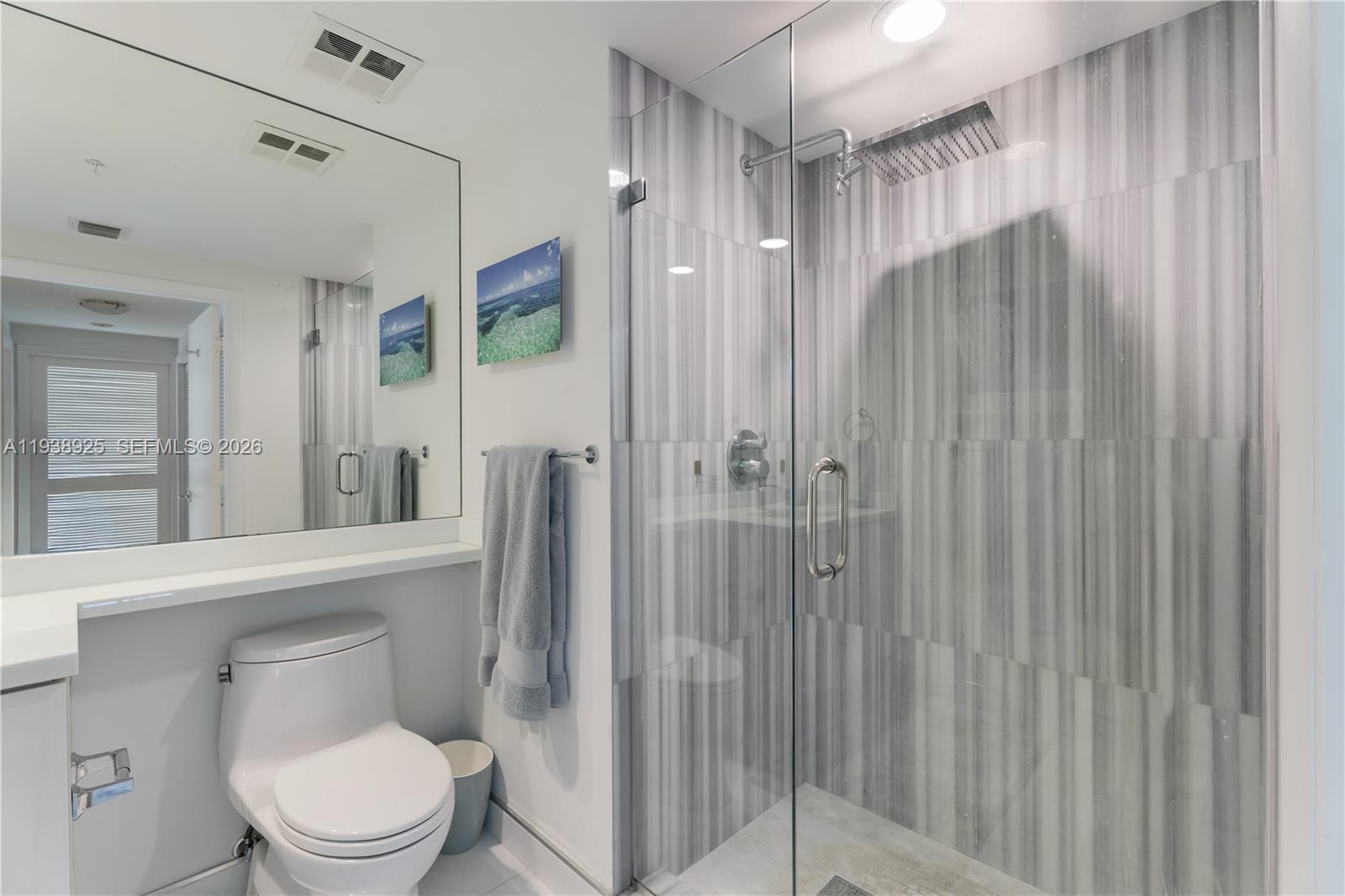 325 S Biscayne Blvd #3723, Miami FL 33131