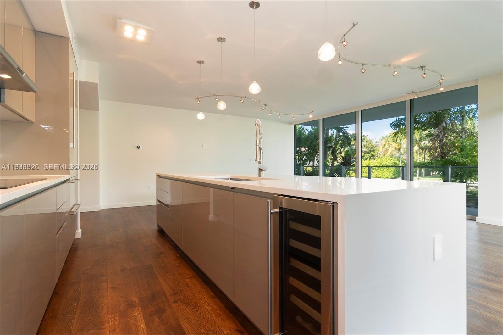 1201 20th St #205, Miami Beach FL 33139