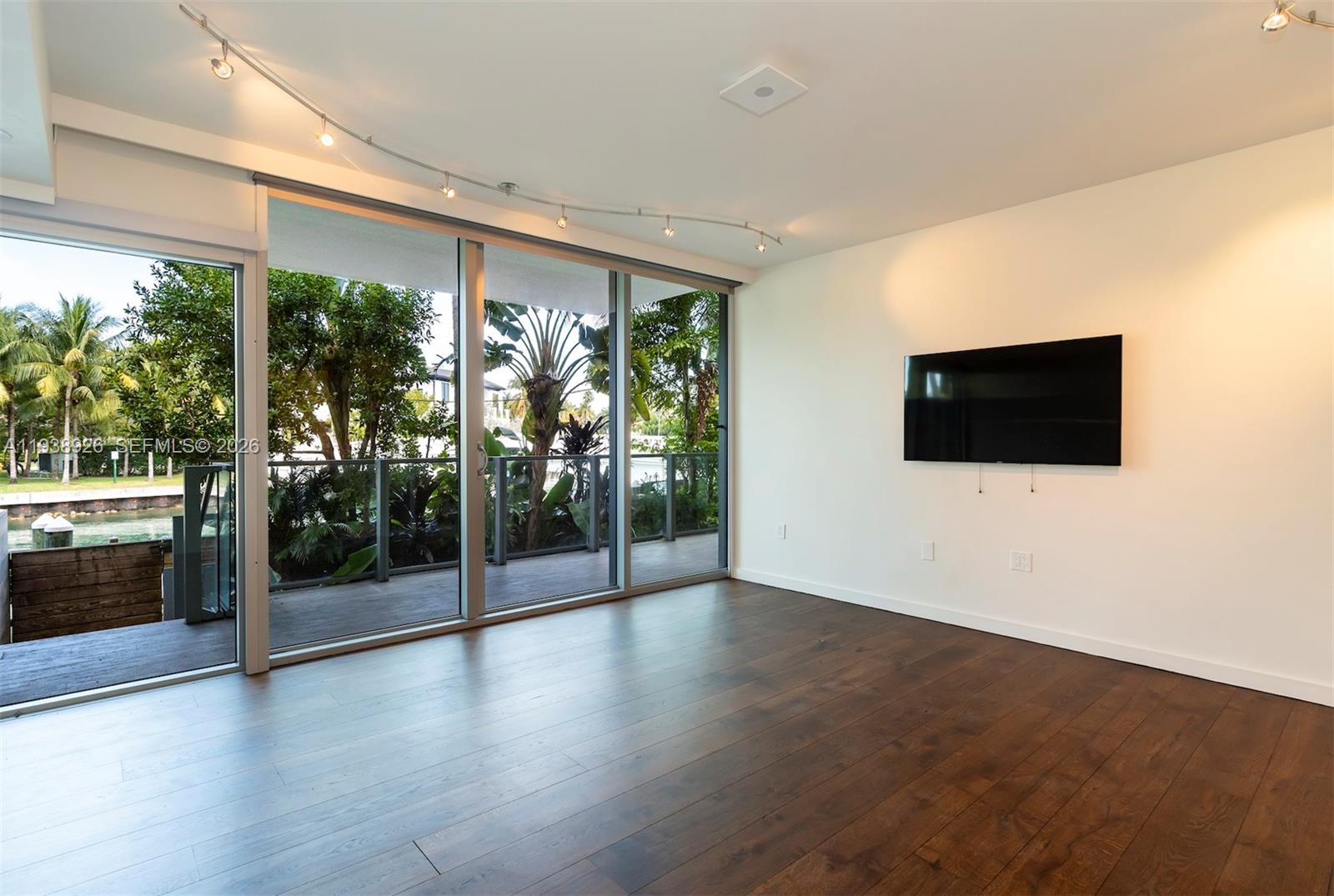 1201 20th St #205, Miami Beach FL 33139