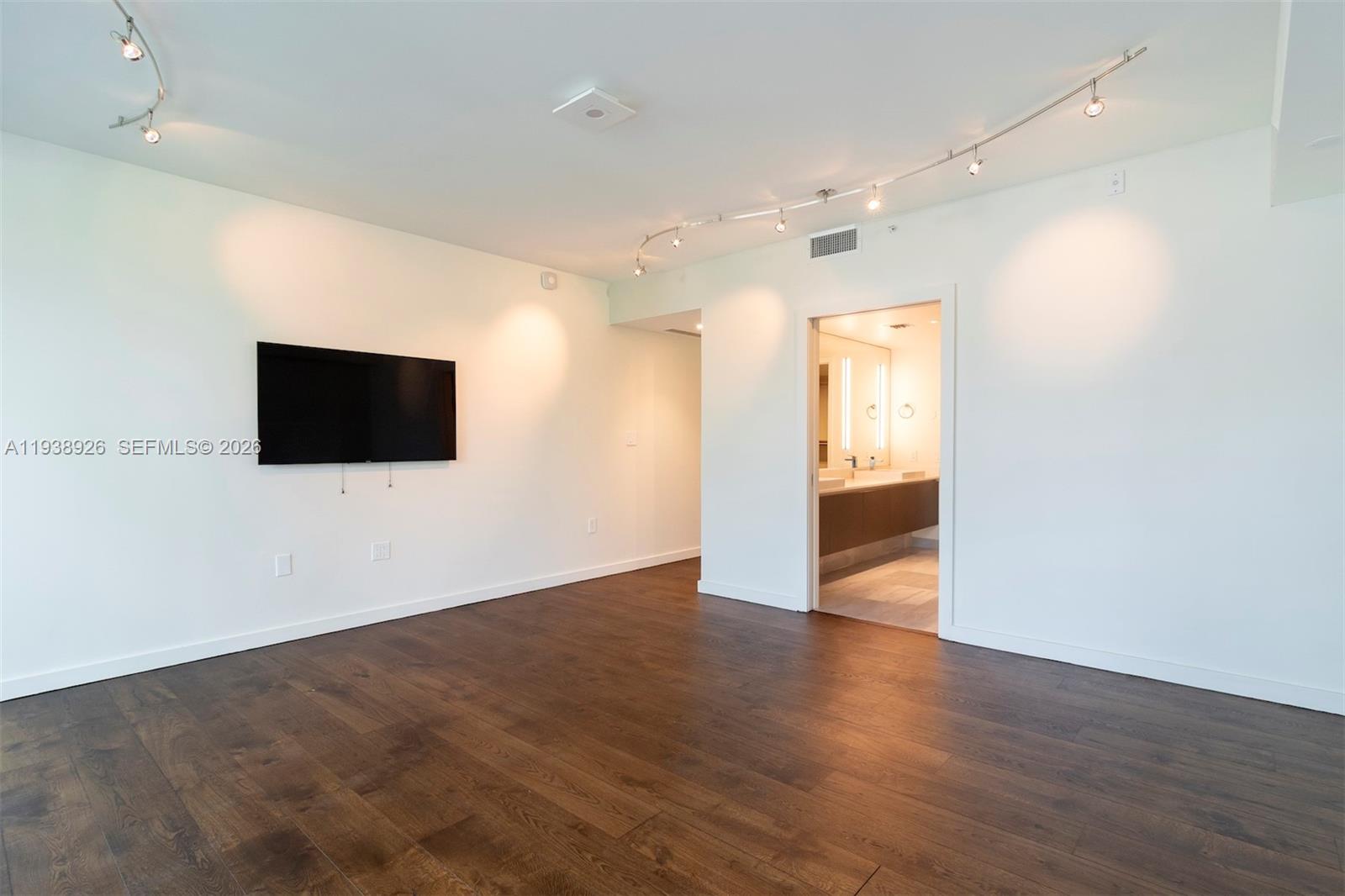 1201 20th St #205, Miami Beach FL 33139