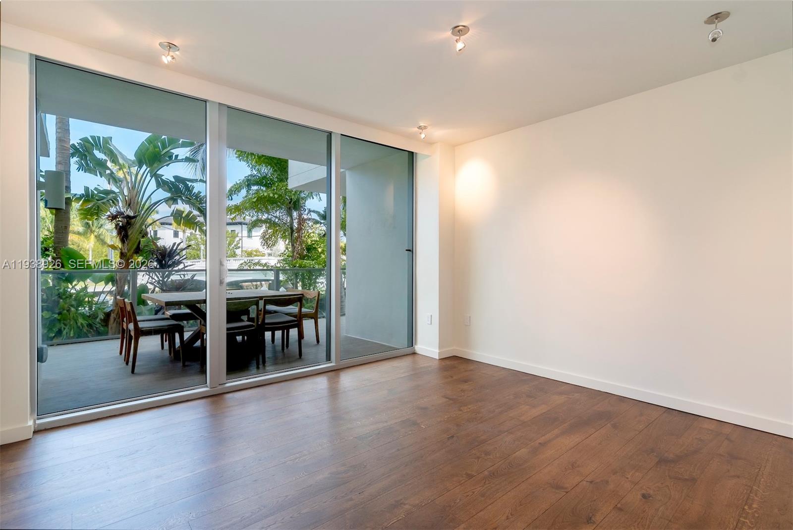 1201 20th St #205, Miami Beach FL 33139