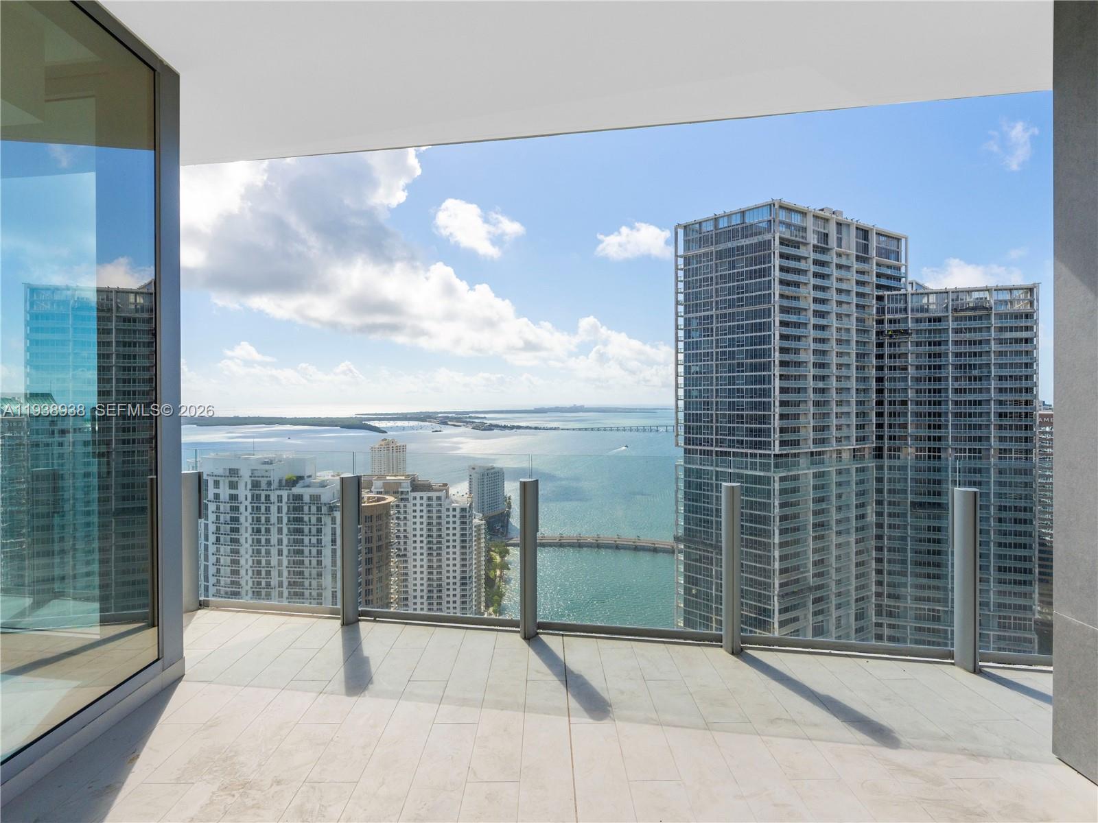 300 Biscayne Boulevard Way #4305W, Miami FL 33131