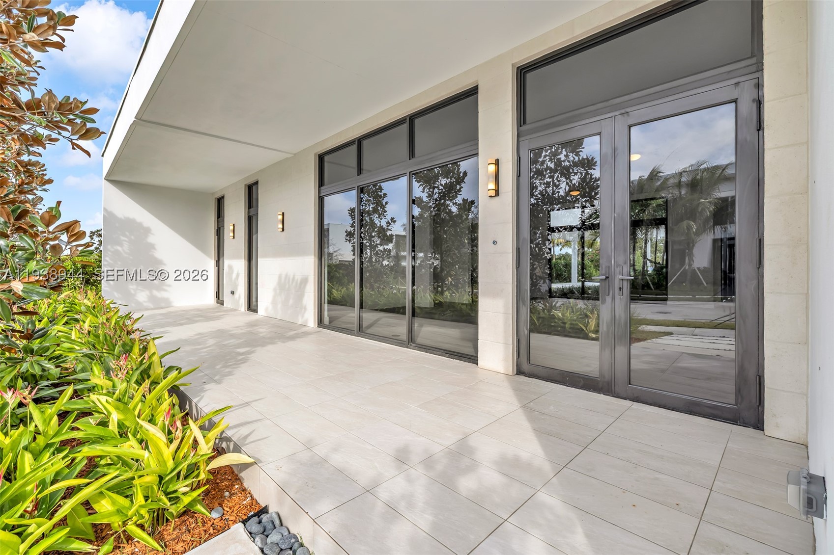 16699 N Botaniko Dr N, Weston FL 33326