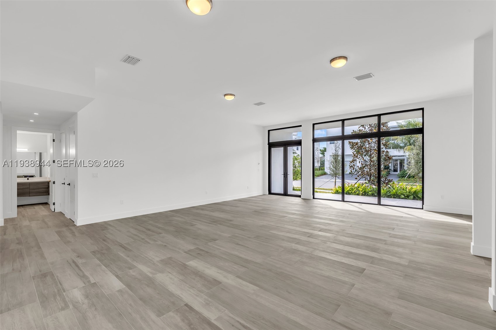 16699 N Botaniko Dr N, Weston FL 33326