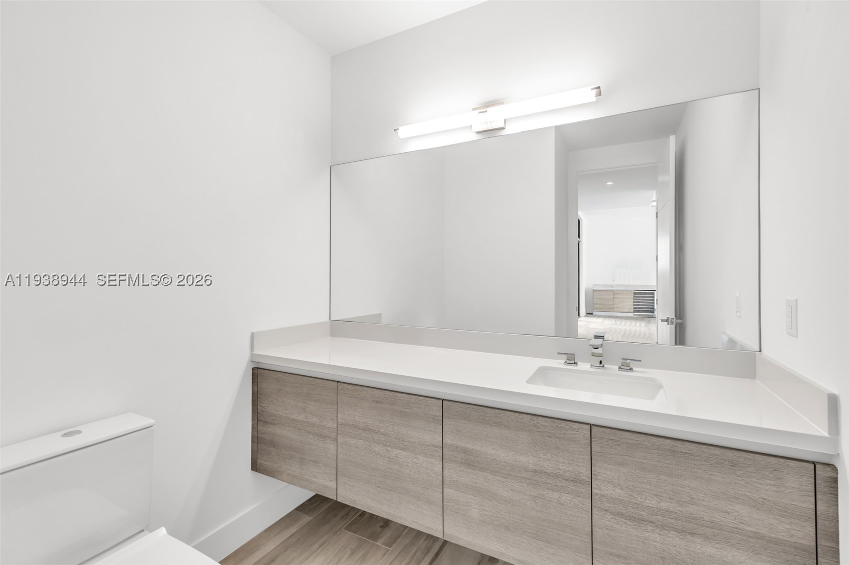 16699 N Botaniko Dr N, Weston FL 33326