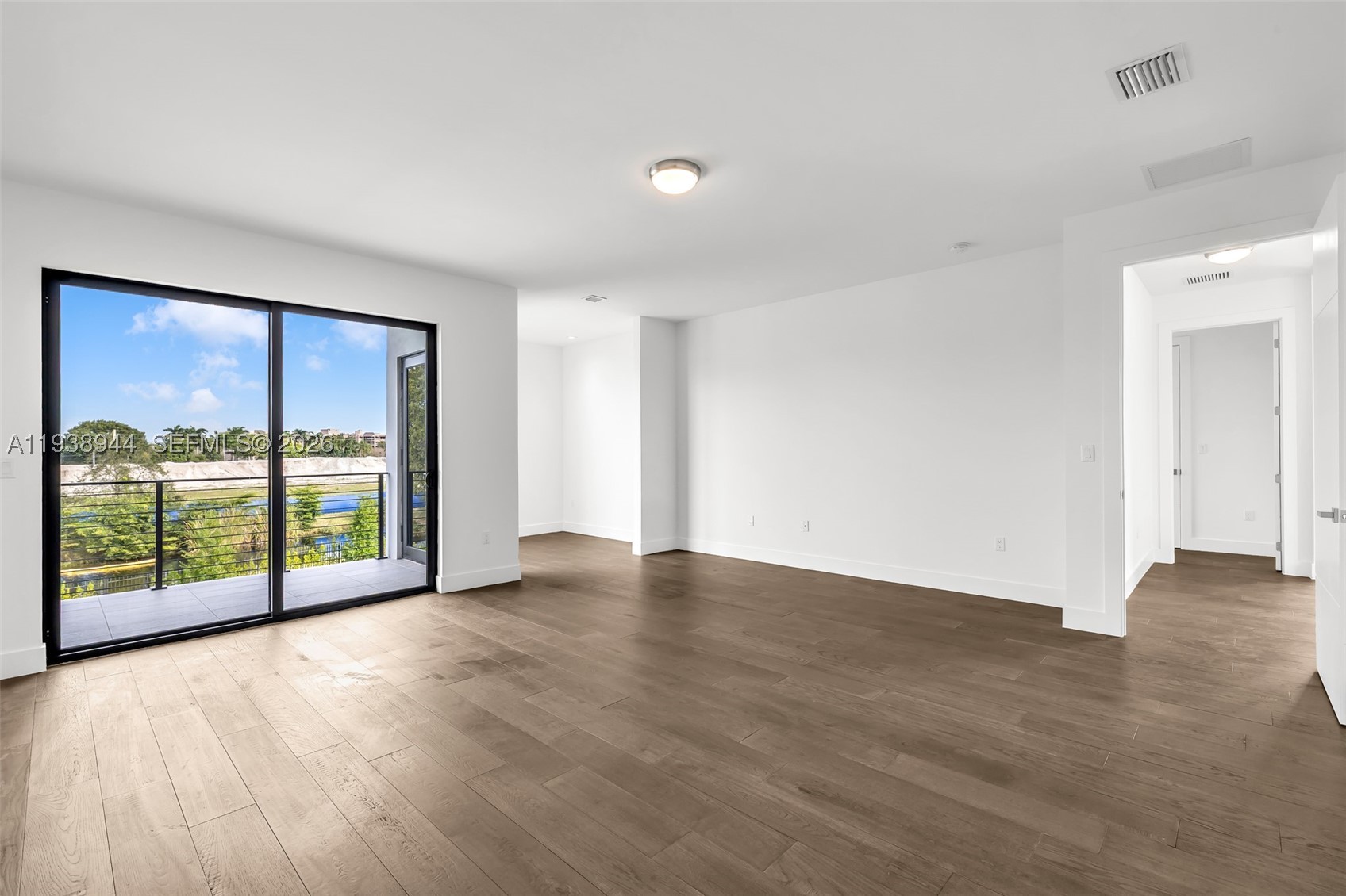 16699 N Botaniko Dr N, Weston FL 33326
