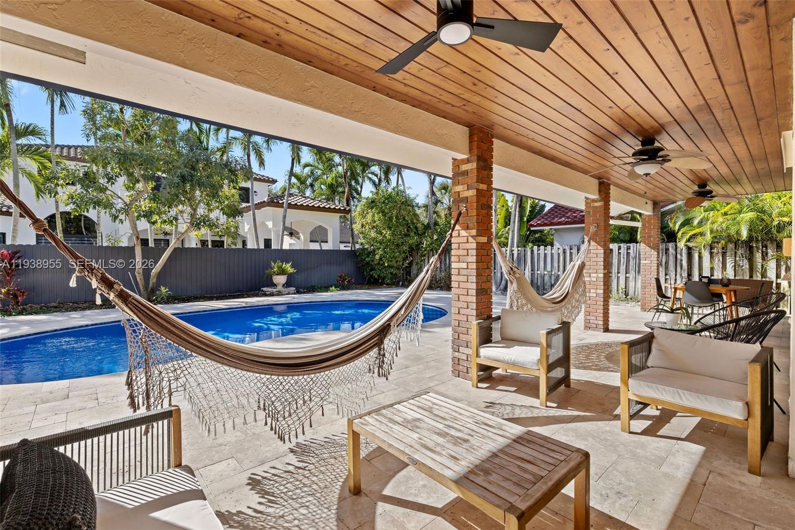 7910 NW 169th Ter, Miami Lakes FL 33016