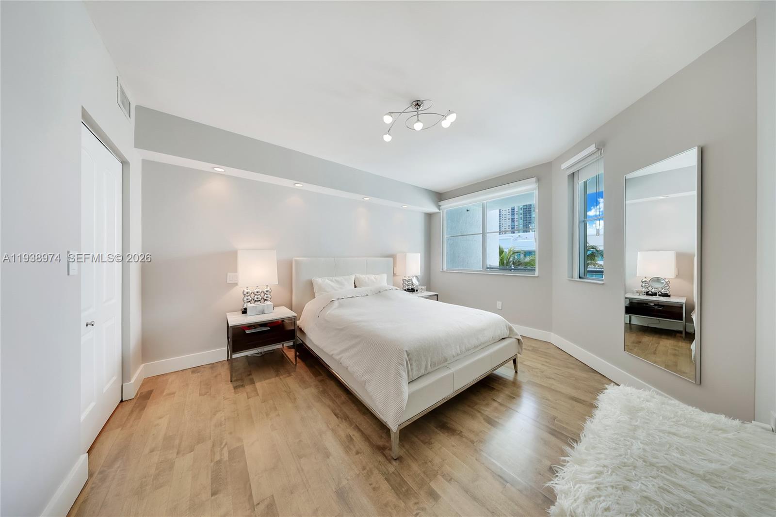 110 Washington Ave #2606, Miami Beach FL 33139