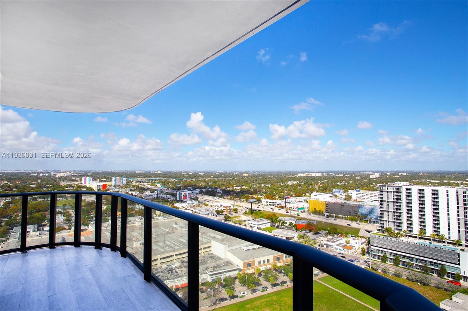 121 NE 34th St #2616, Miami FL 33137