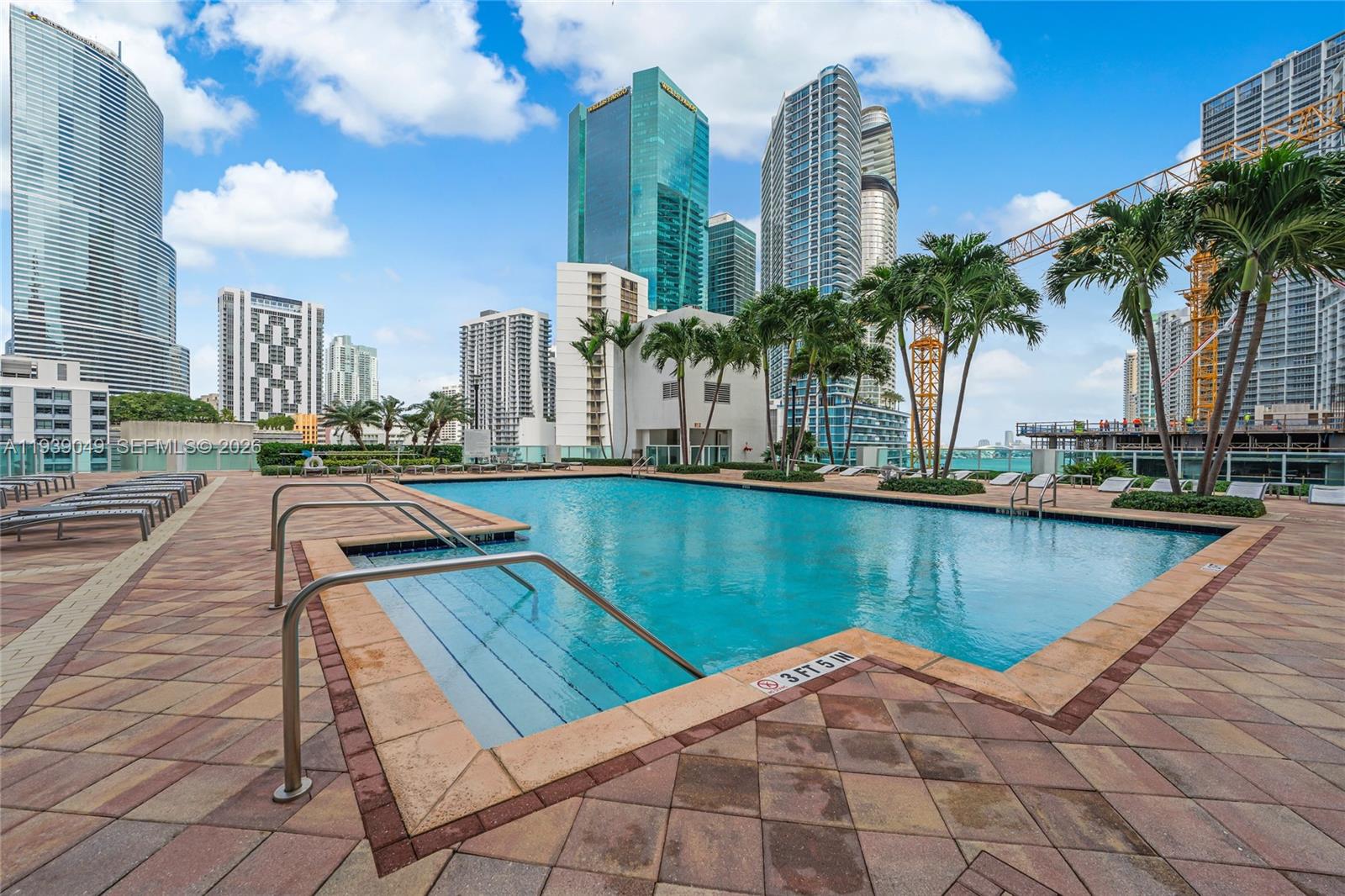 31 SE 5th St #3918, Miami FL 33131