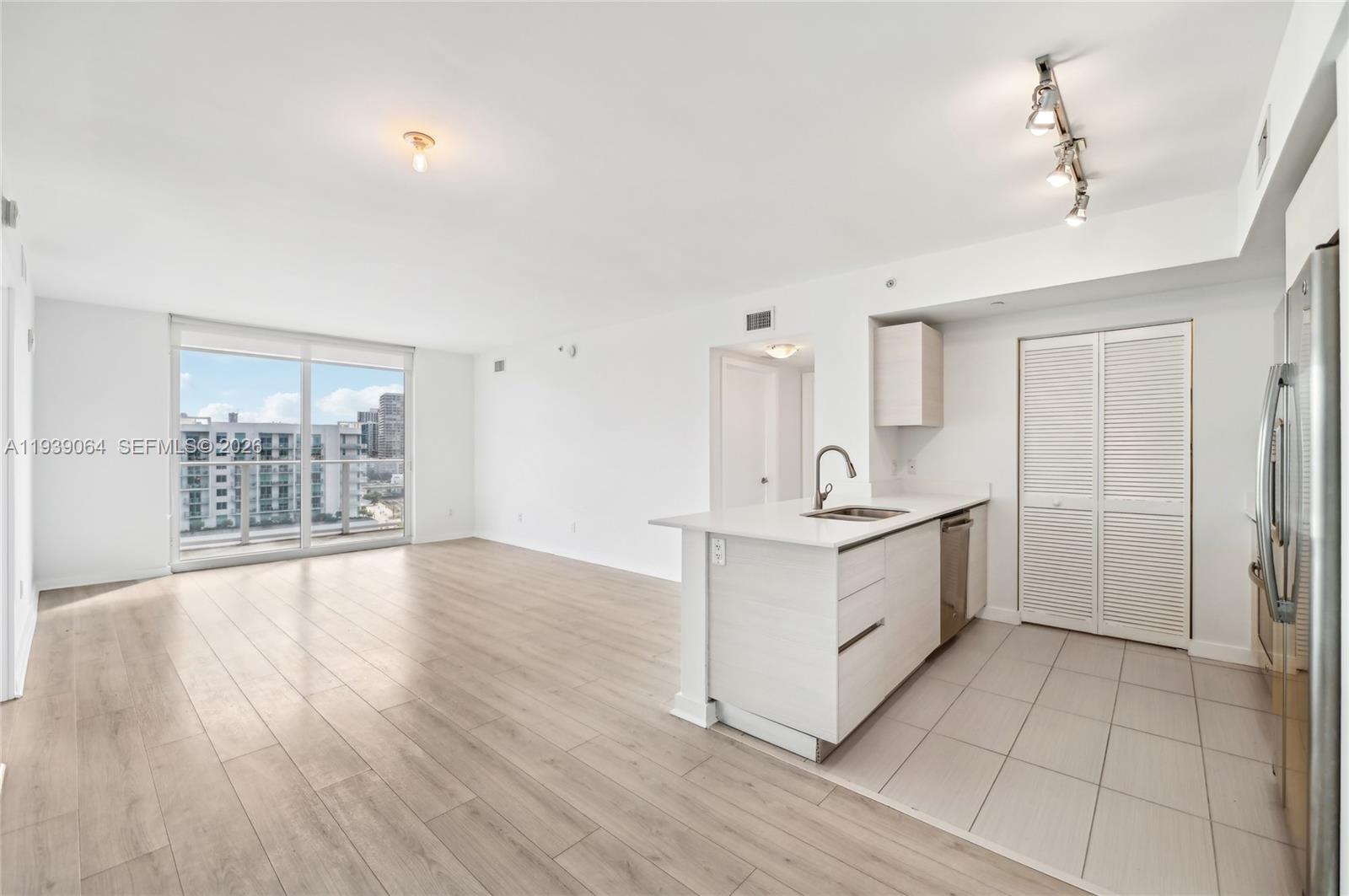 4250 Biscayne Blvd #1516, Miami FL 33137