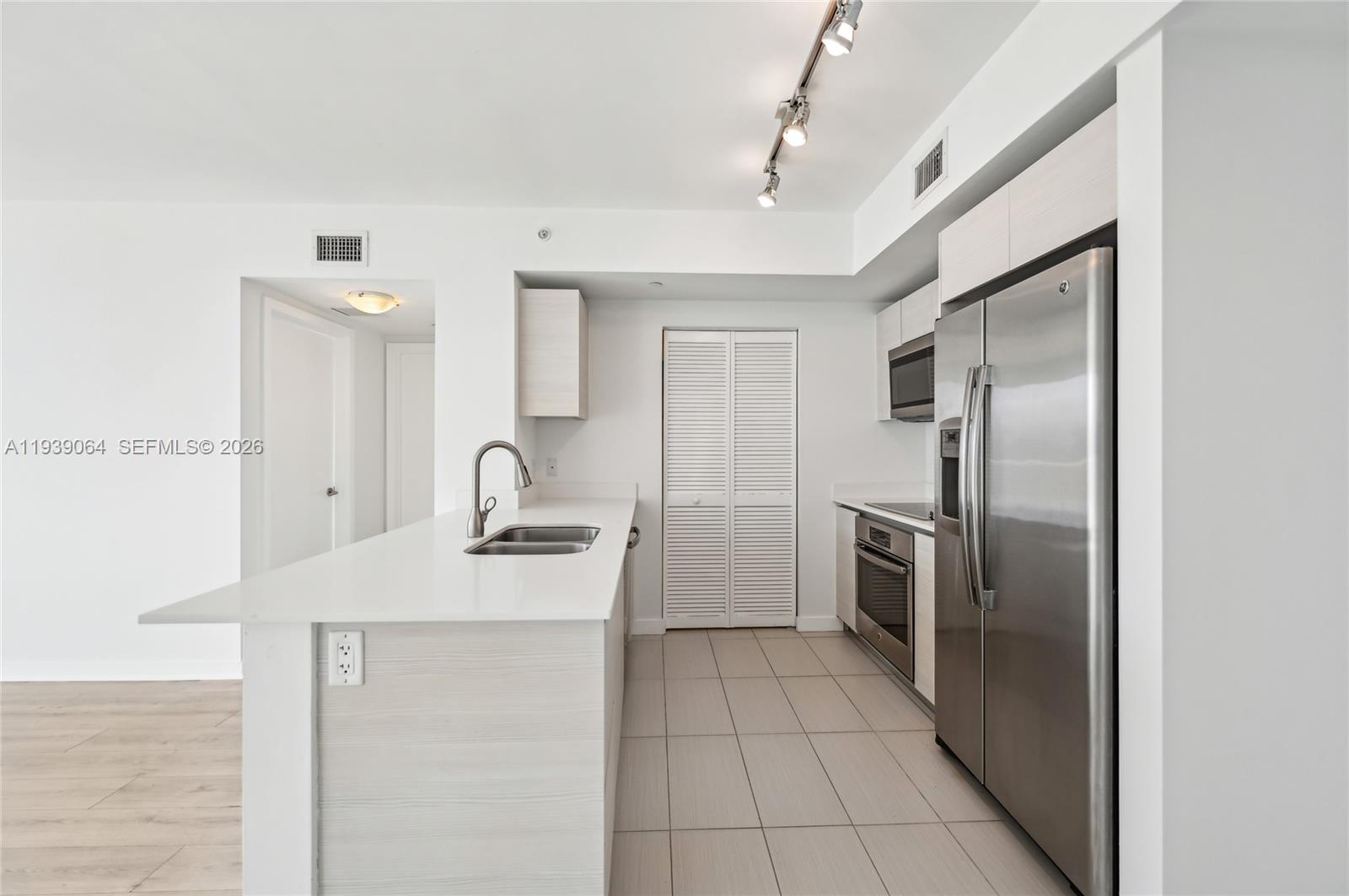 4250 Biscayne Blvd #1516, Miami FL 33137