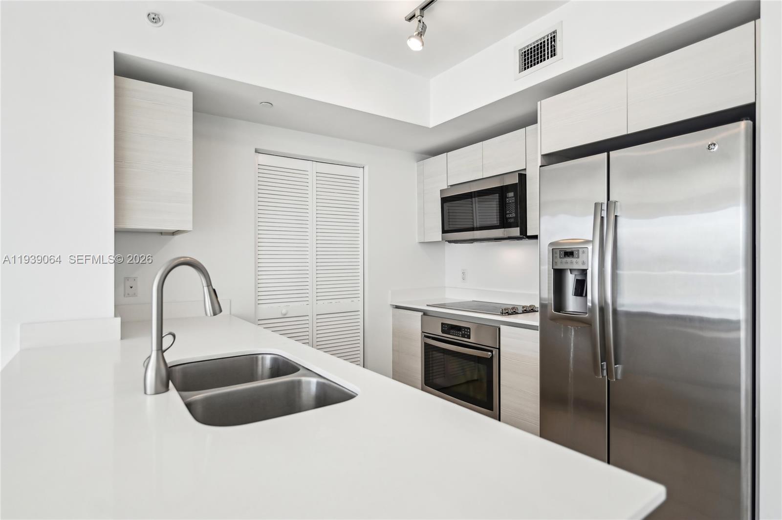 4250 Biscayne Blvd #1516, Miami FL 33137