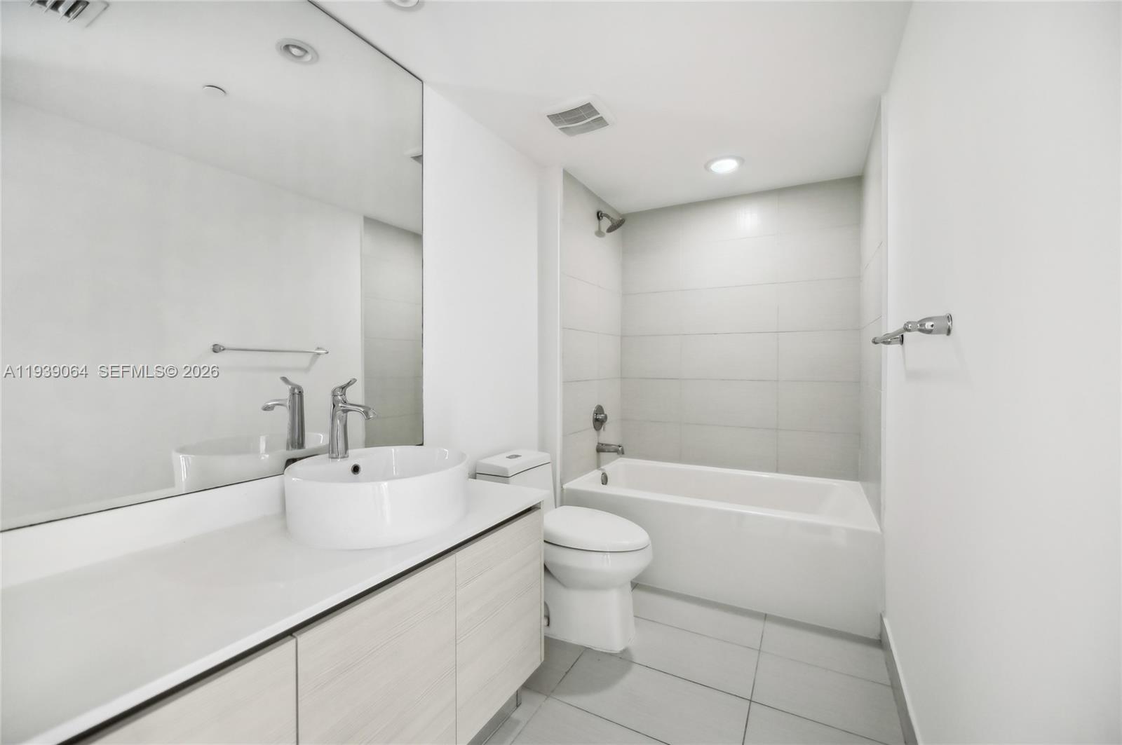 4250 Biscayne Blvd #1516, Miami FL 33137