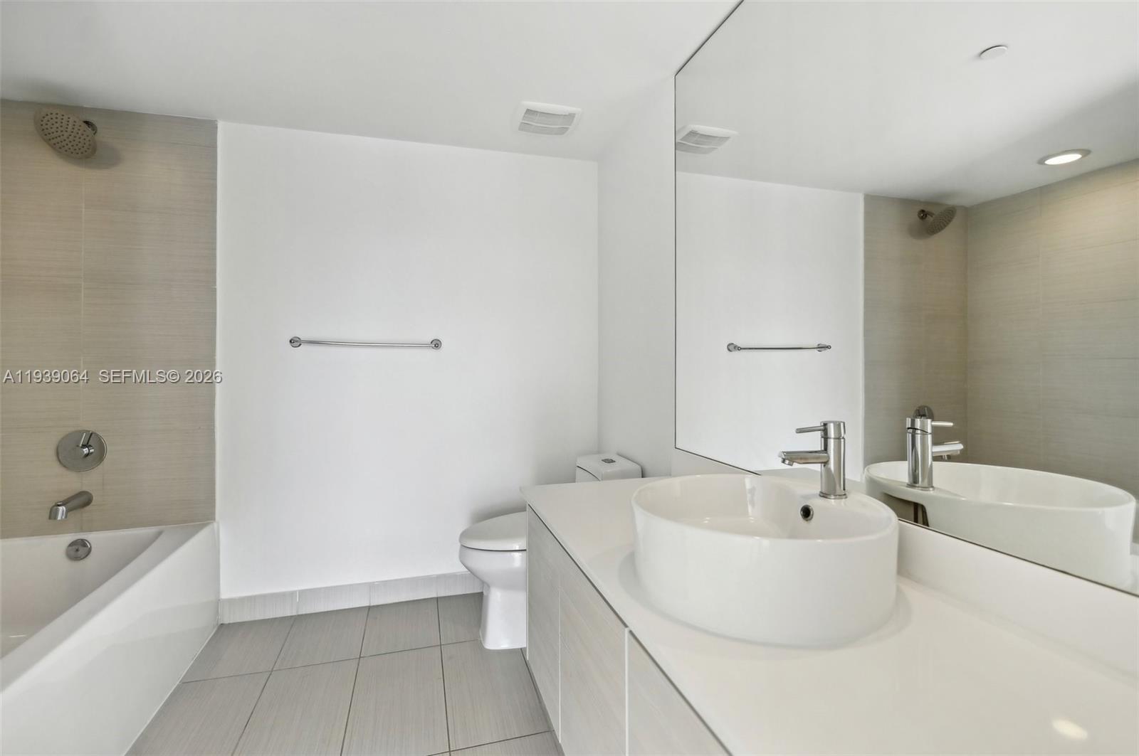 4250 Biscayne Blvd #1516, Miami FL 33137