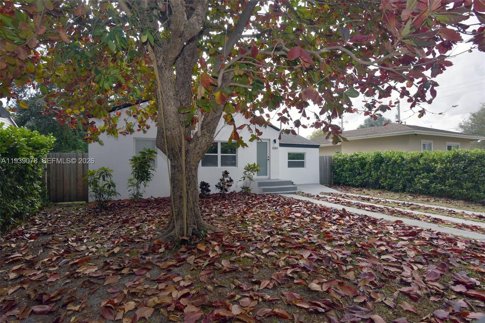 1084 NW 66th St, Miami FL 33150
