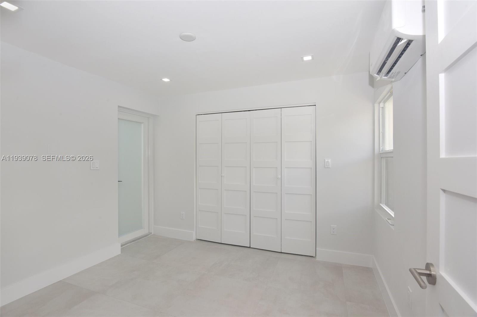 1084 NW 66th St, Miami FL 33150