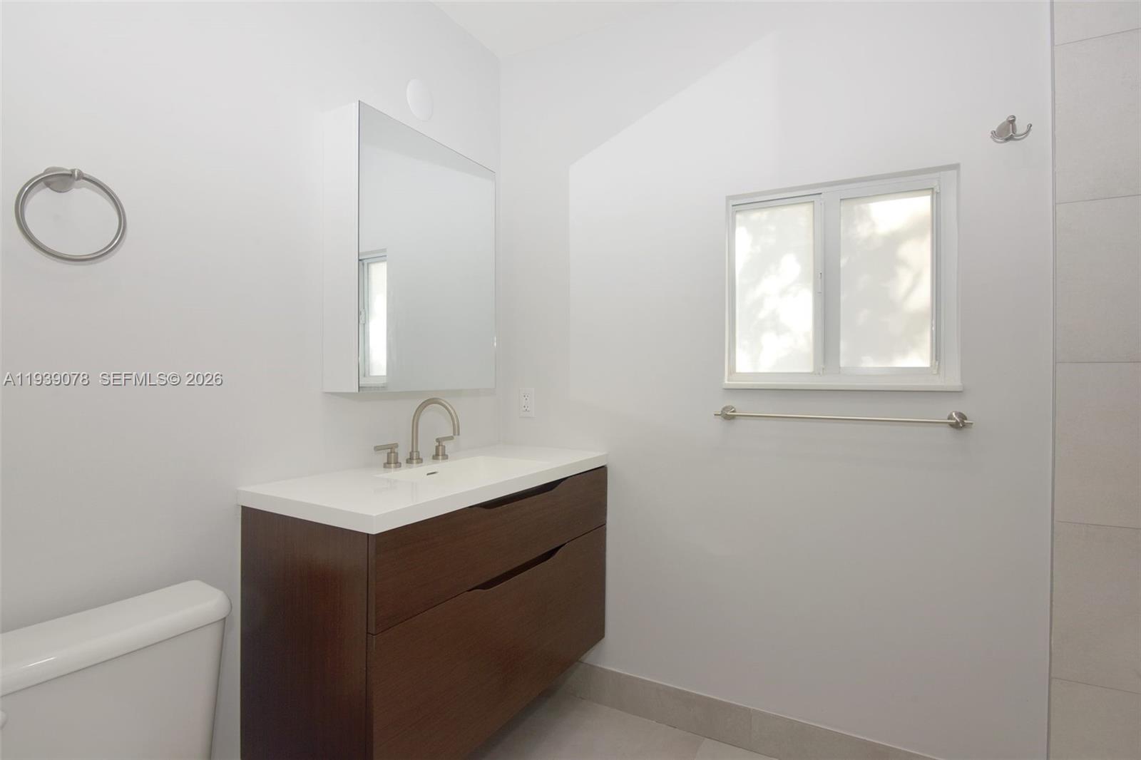 1084 NW 66th St, Miami FL 33150
