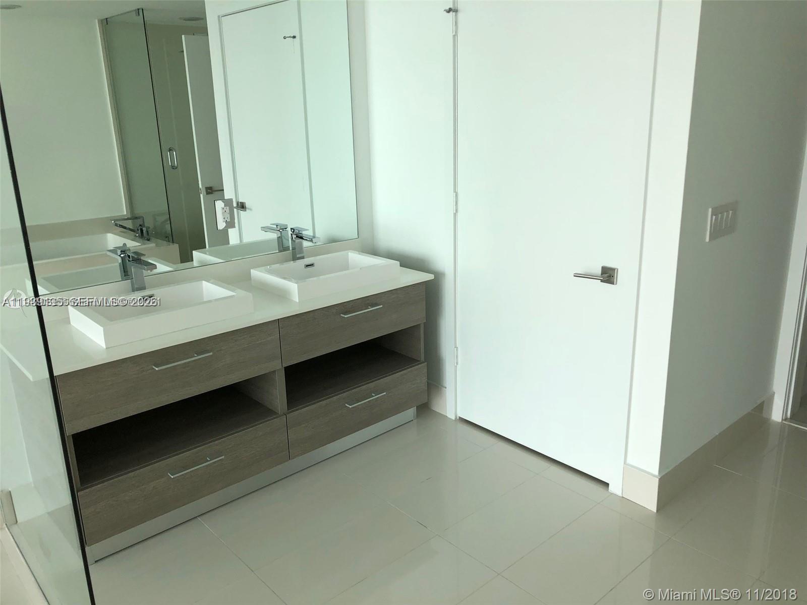 650 NE 32nd St #3503, Miami FL 33137